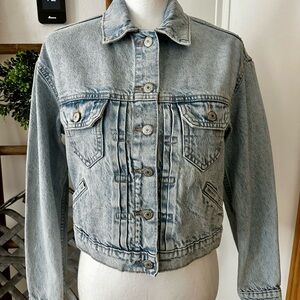 Old Navy Light Blue Distressed Crop Jean Denim Jacket Size XS